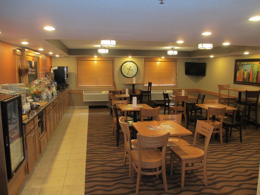 阿尔戈纳别墅和套房美式酒店 Algona 外观 照片